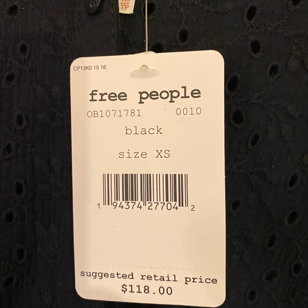 🆕Free People Maddison Eyelet Blouse size XS - Picture 9 of 10